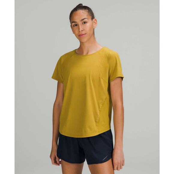 Lululemon Lightweight Stretch Run Short Sleeve Shirt Auric Gold Size 4 - Picture 1 of 5